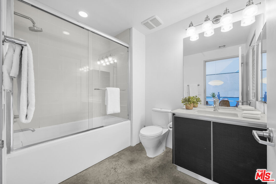 11500 Tennessee Ave Unit: 114