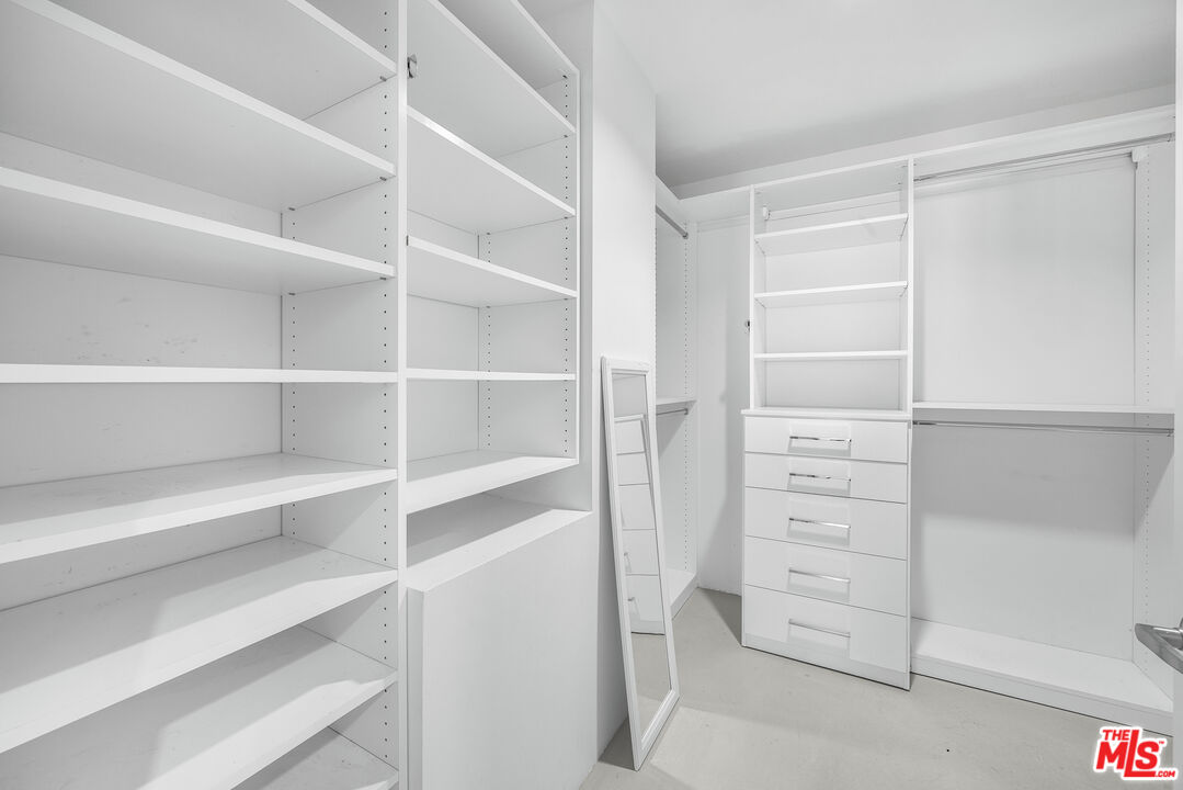 11500 Tennessee Ave Unit: 114