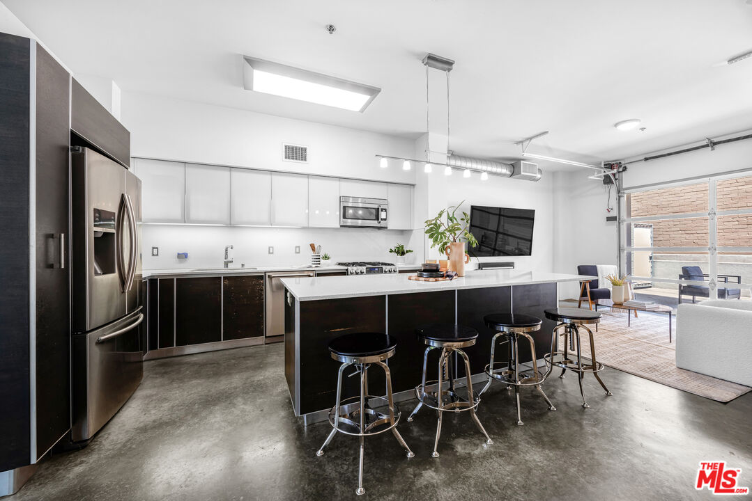 11500 Tennessee Ave Unit: 114