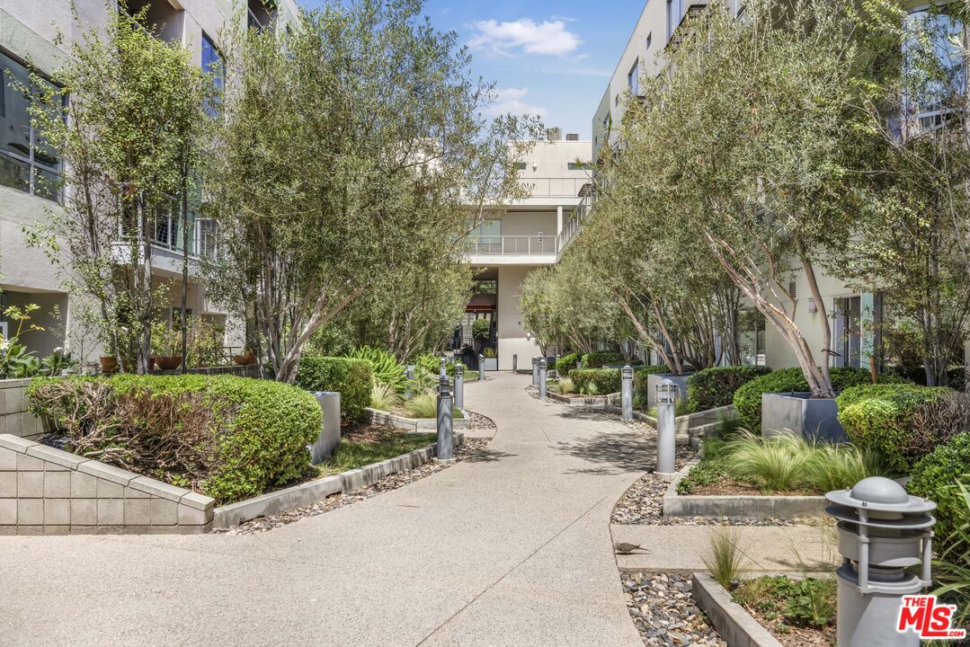 11500 Tennessee Ave Unit: 114