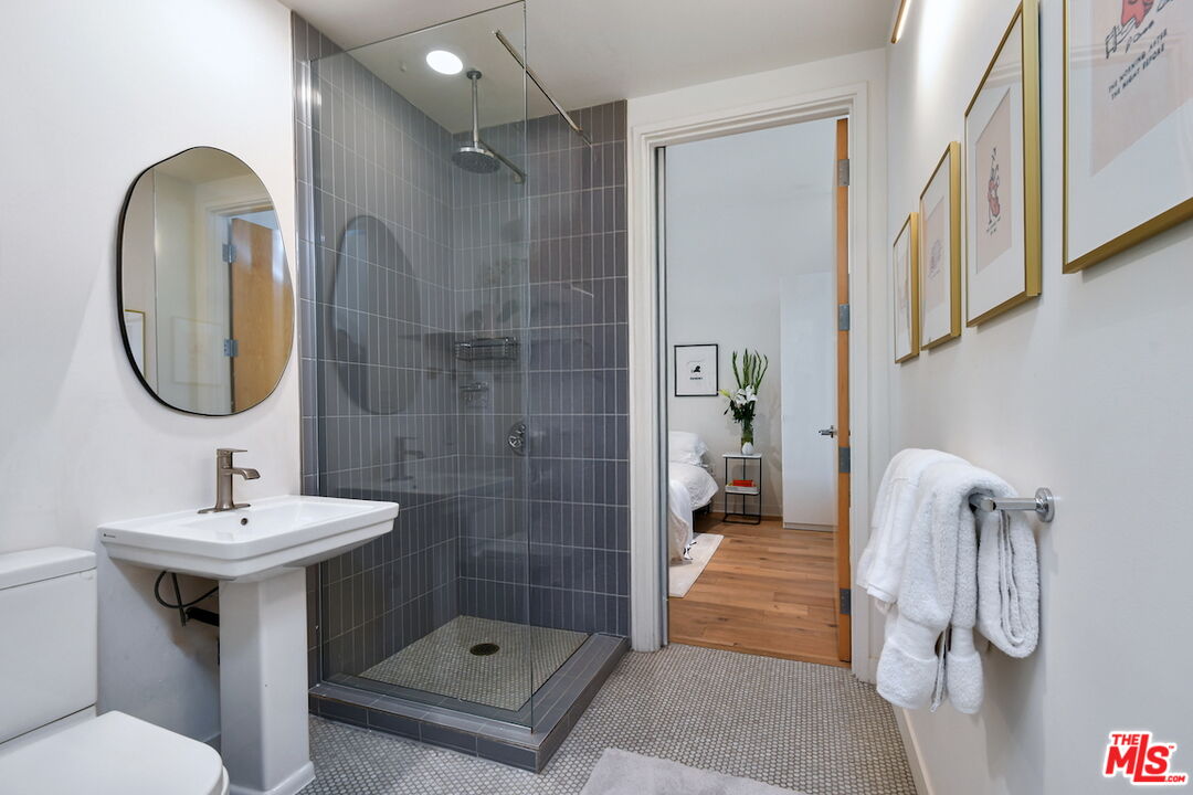 4080 Glencoe Ave Unit: 312