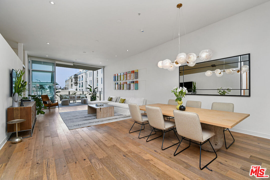 4080 Glencoe Ave Unit: 312