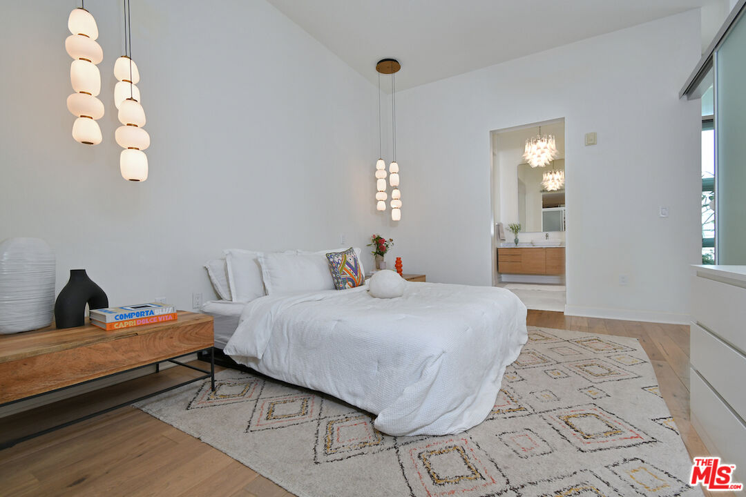 4080 Glencoe Ave Unit: 312