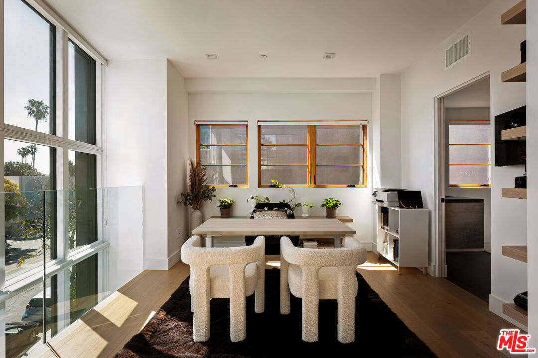 1033 N Vista St Unit: D