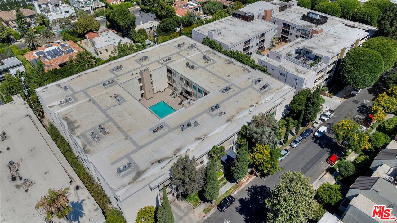 927 N Kings Rd Unit: 113