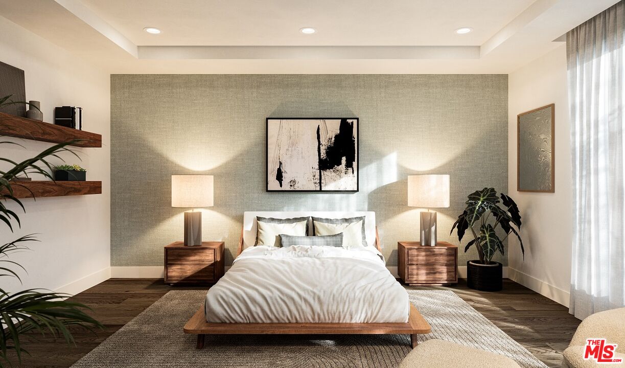 725 N Croft Ave Unit: 109