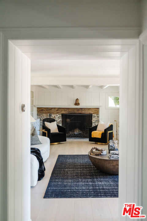 3100 Coldwater Canyon Ave