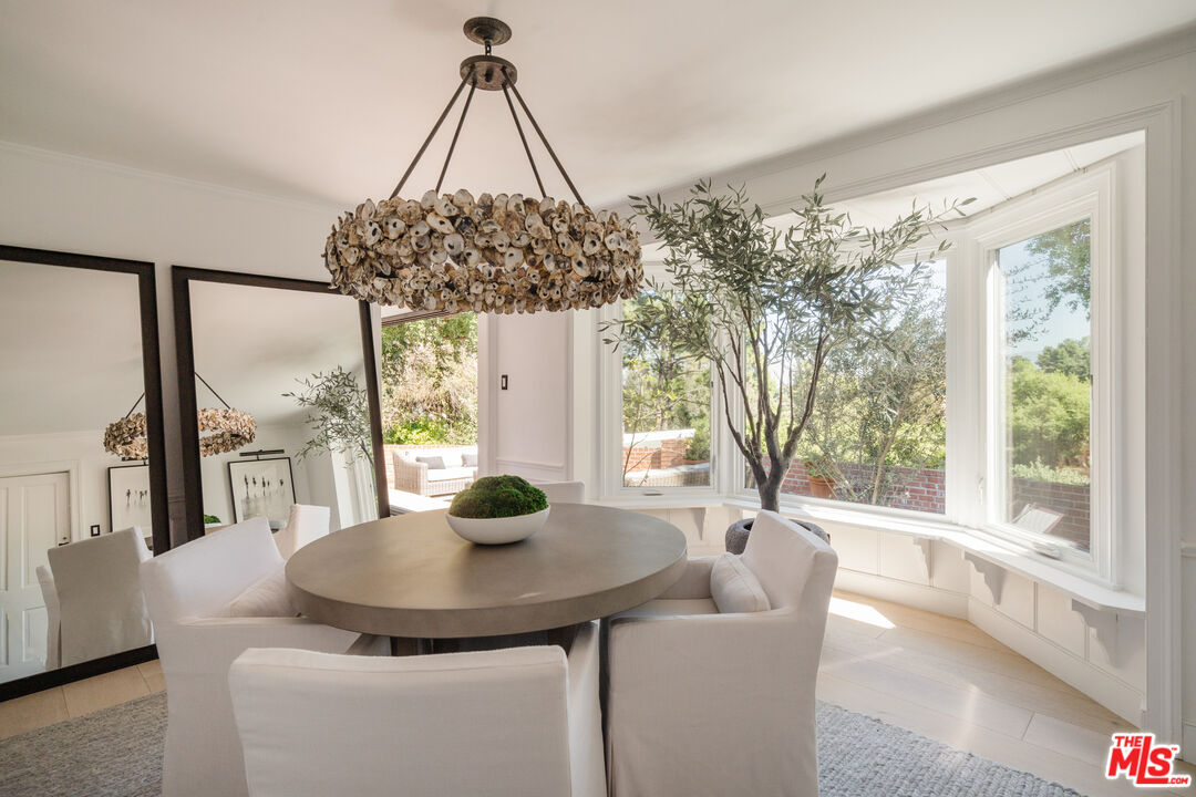 3100 Coldwater Canyon Ave