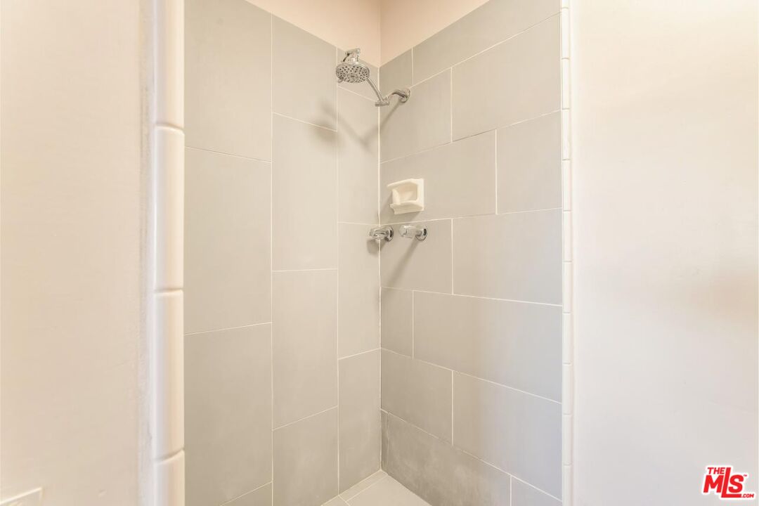 330 N Howard St Unit: 311