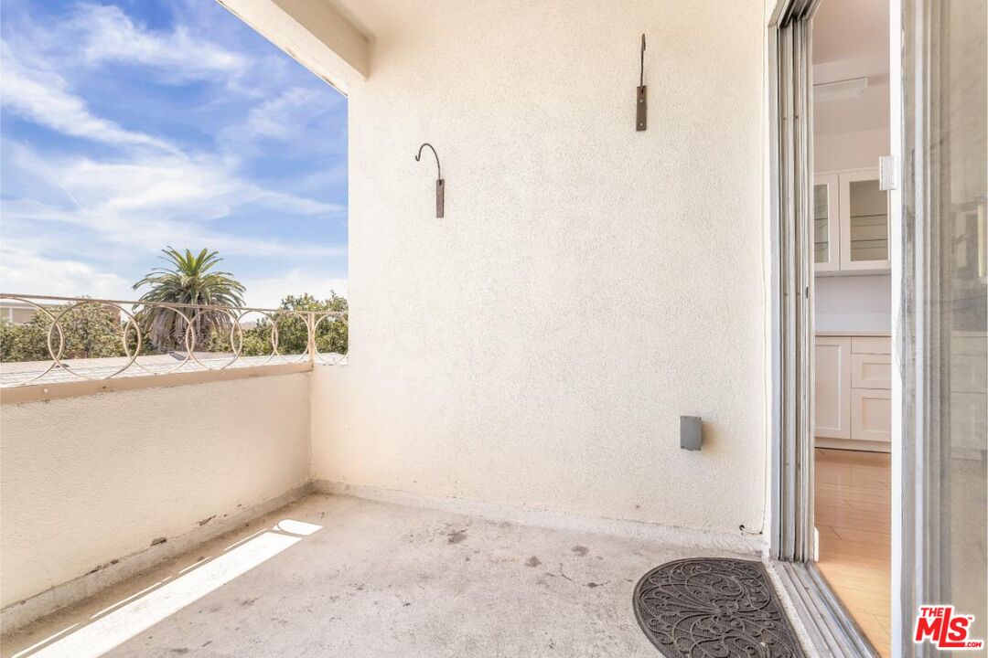 330 N Howard St Unit: 311