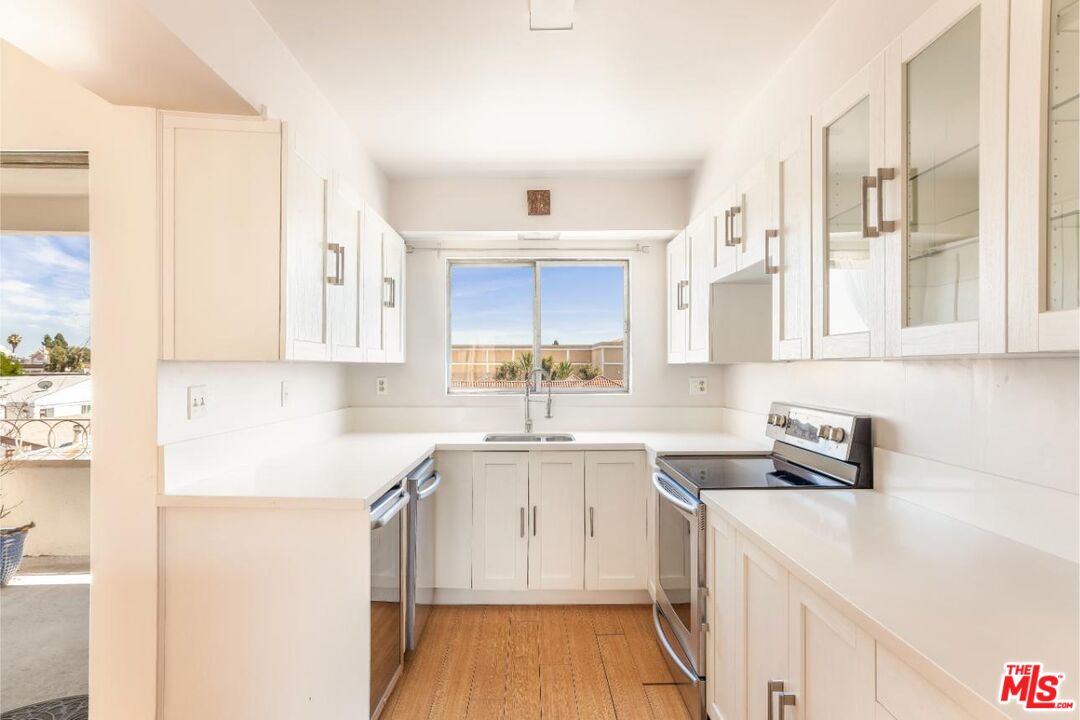 330 N Howard St Unit: 311