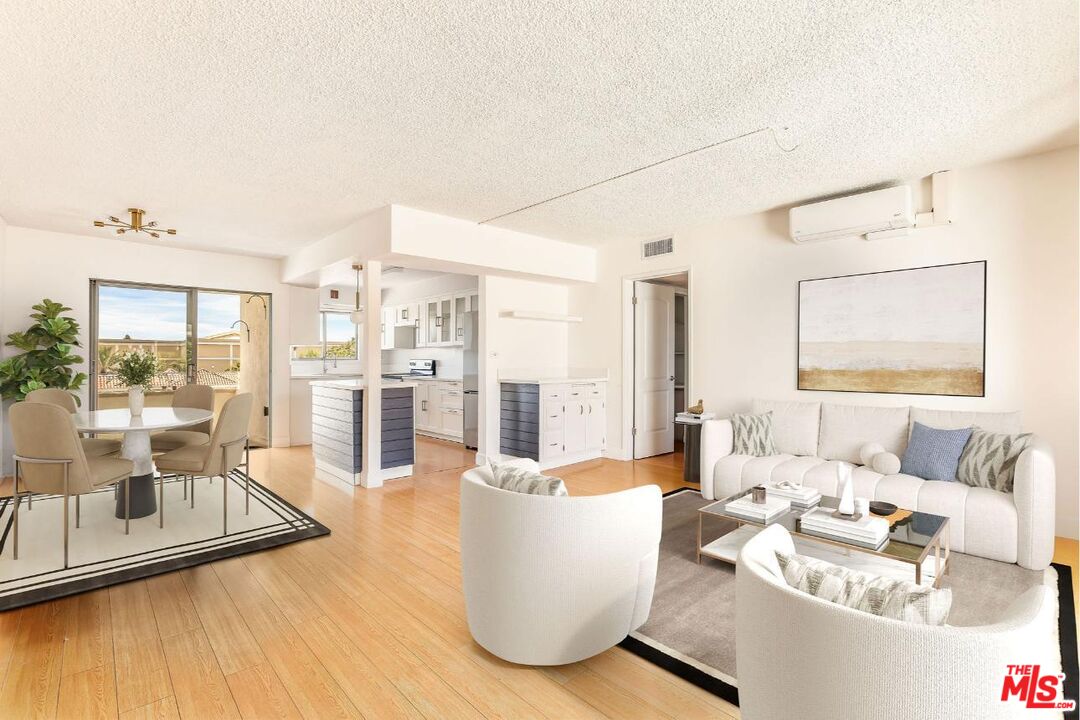 330 N Howard St Unit: 311