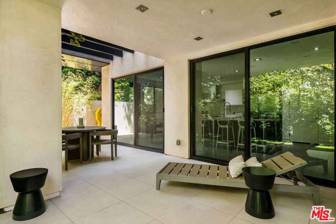 432 N Oakhurst Dr Unit: 101