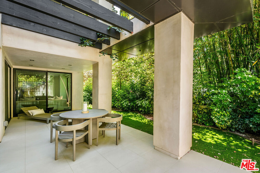 432 N Oakhurst Dr Unit: 101