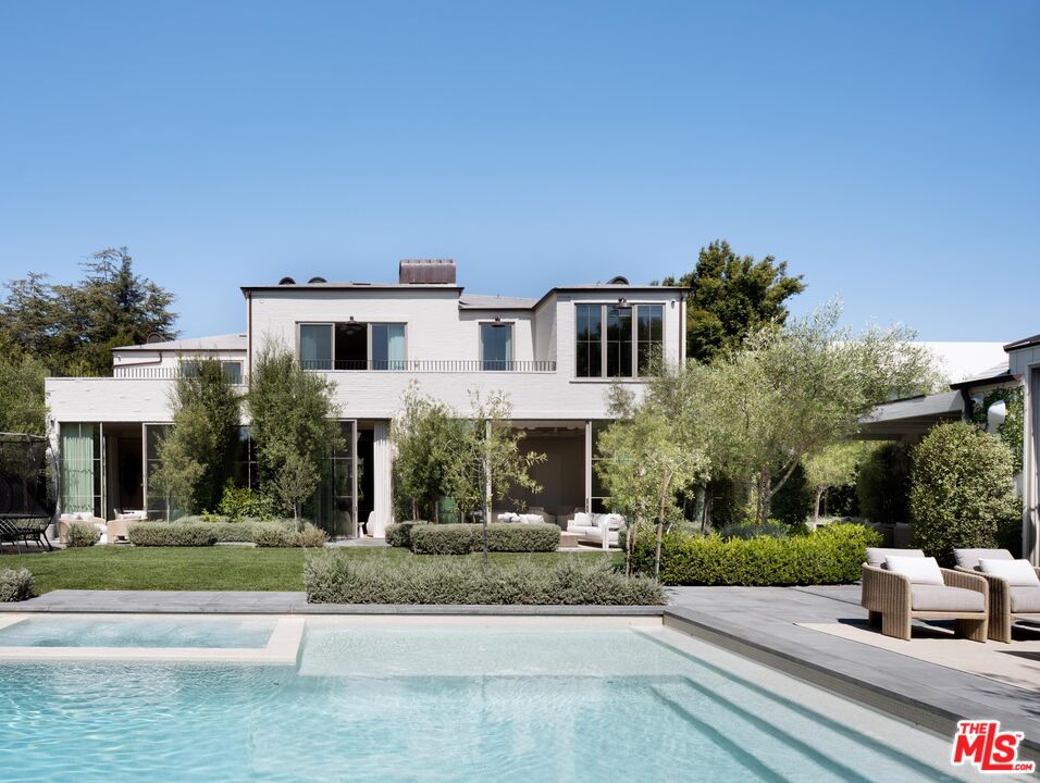 127 S Burlingame Ave