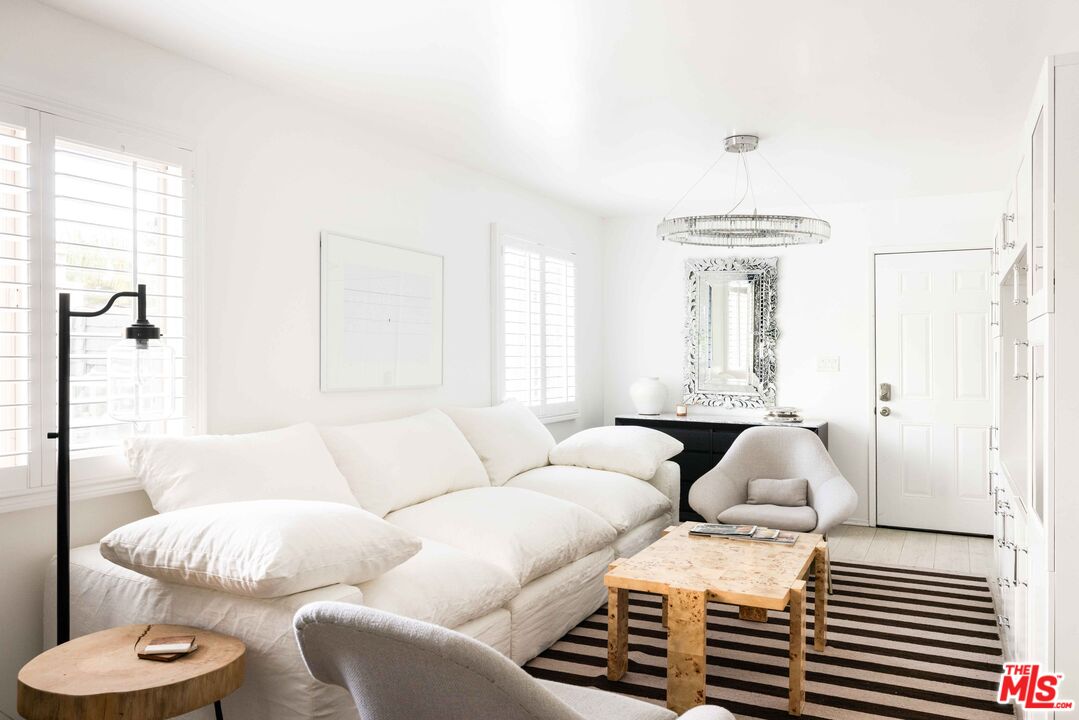 9809 Beeson Dr Unit: C