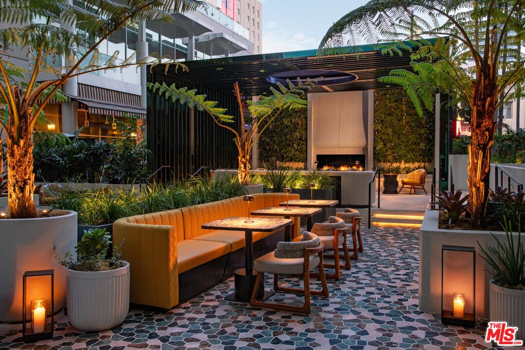 6250 Hollywood Blvd Unit: 10J