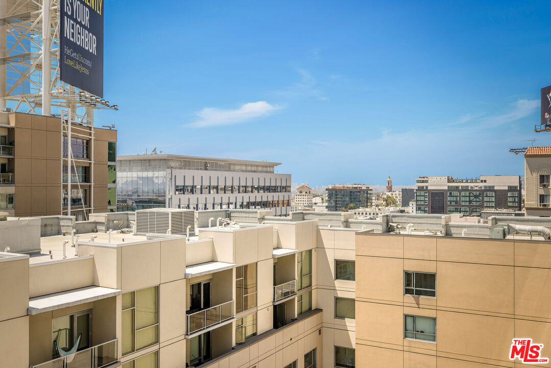 6250 Hollywood Blvd Unit: 10J