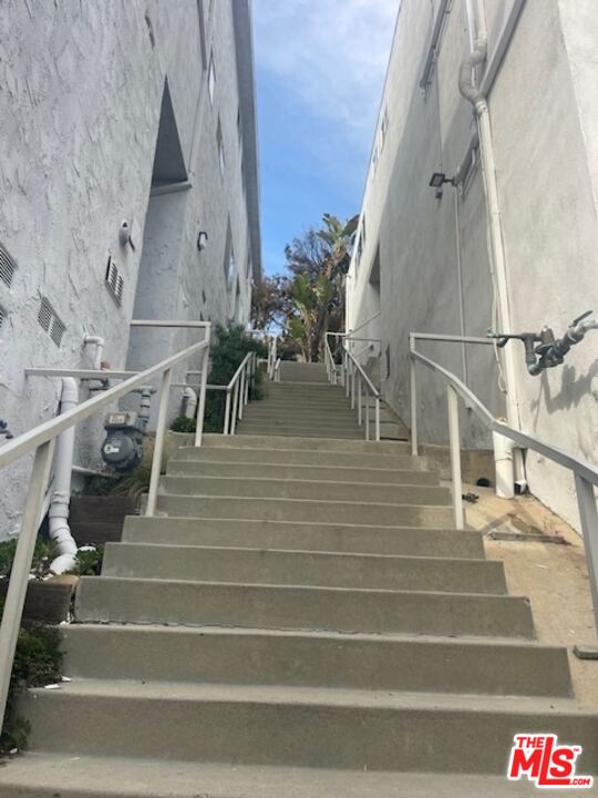 18203 Coastline Dr Unit: 7