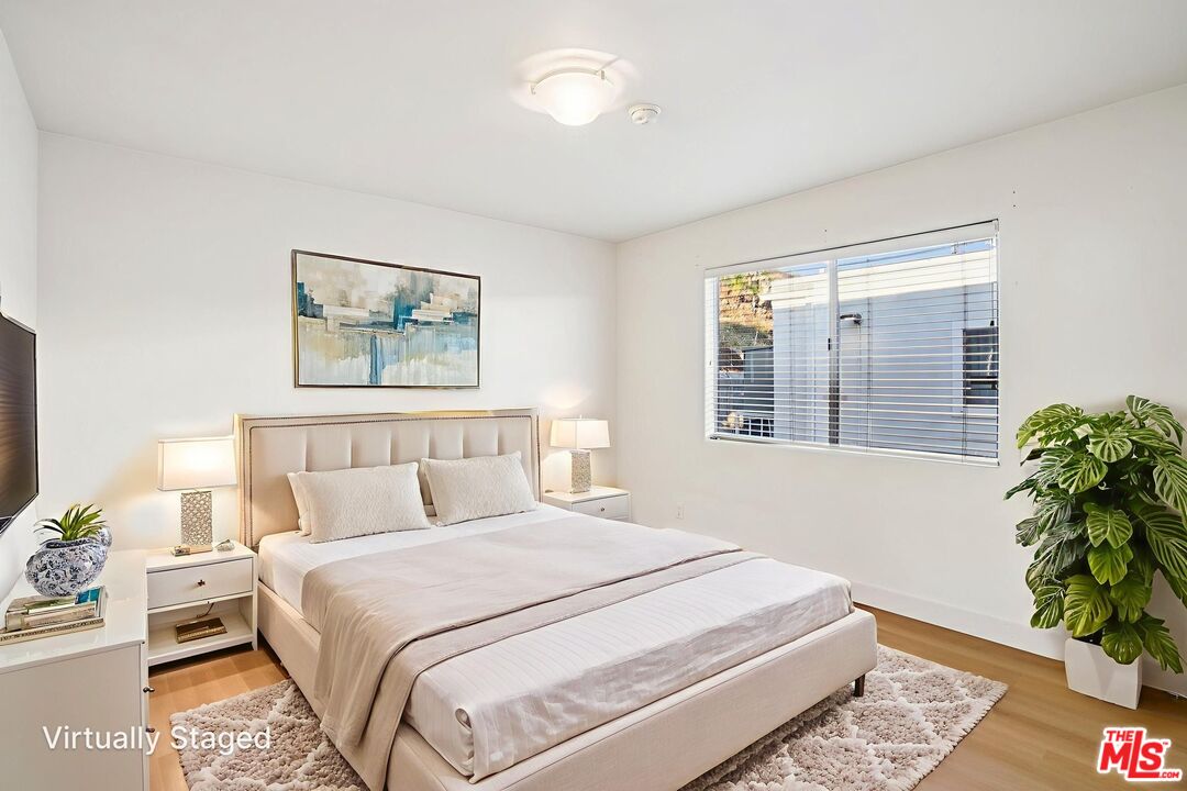 18203 Coastline Dr Unit: 7