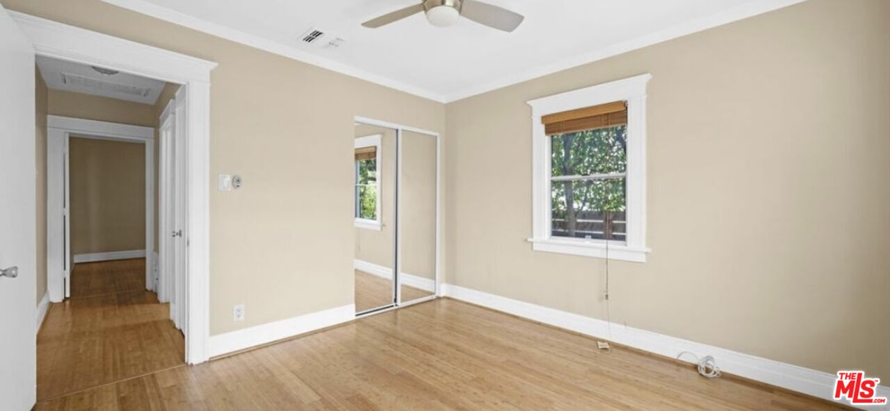 1149 N Poinsettia Pl