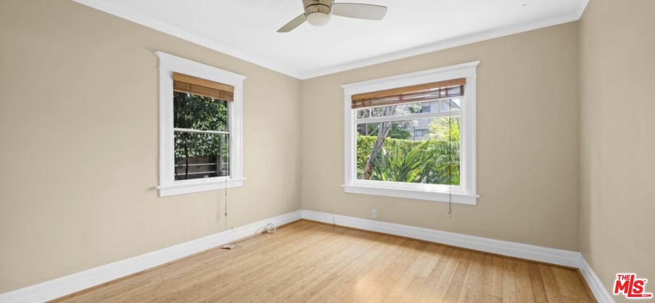 1149 N Poinsettia Pl