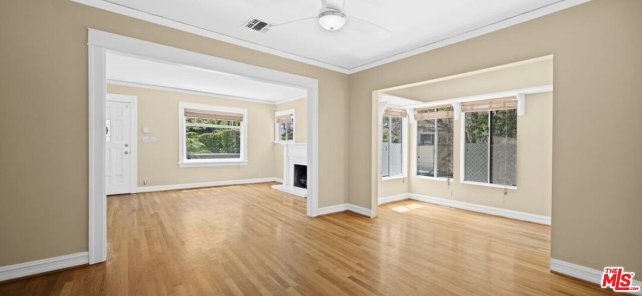 1149 N Poinsettia Pl