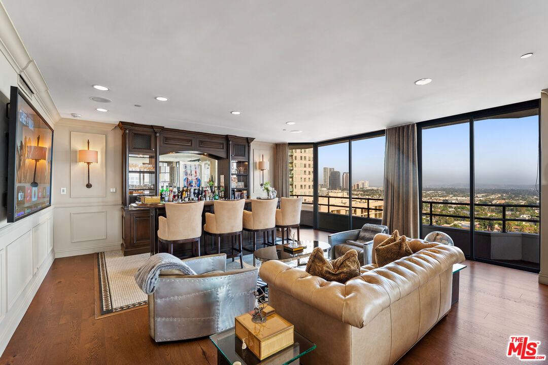 10601 Wilshire Blvd Unit: 1603