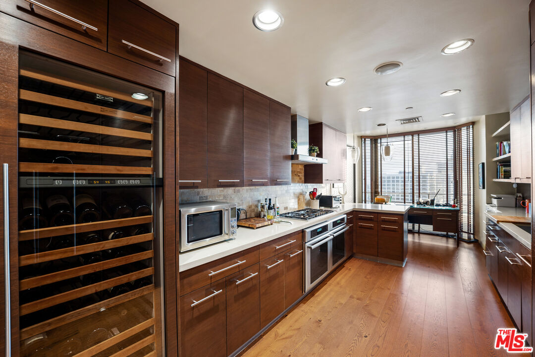 10601 Wilshire Blvd Unit: 1603