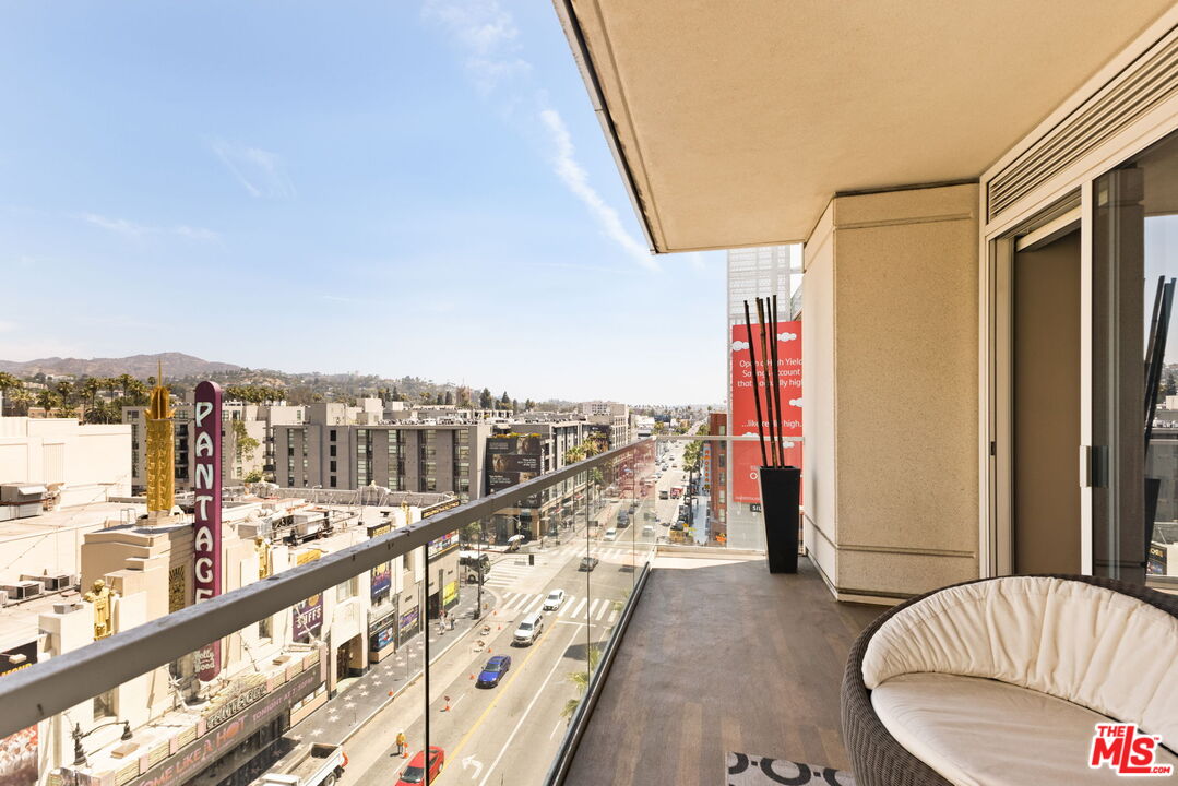 6250 Hollywood Blvd Unit: 8A