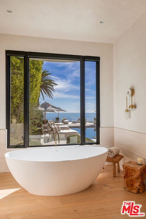 24824 Pacific Coast Hwy