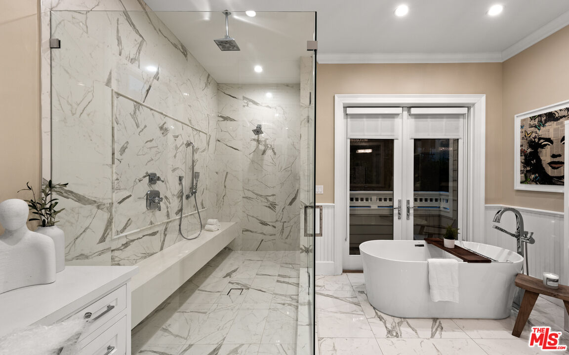 1836 Laurel Canyon Blvd