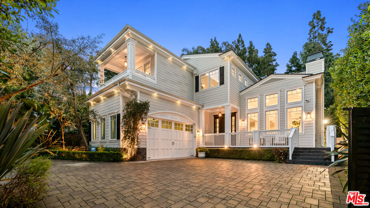 1836 Laurel Canyon Blvd