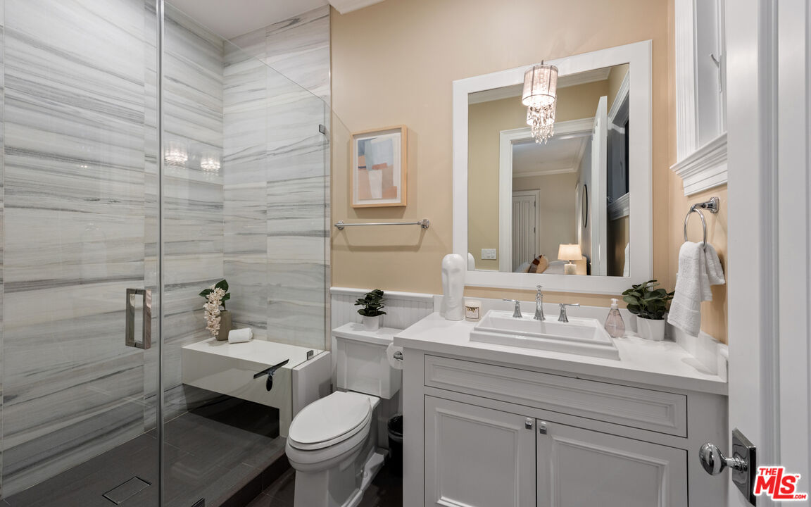 1836 Laurel Canyon Blvd