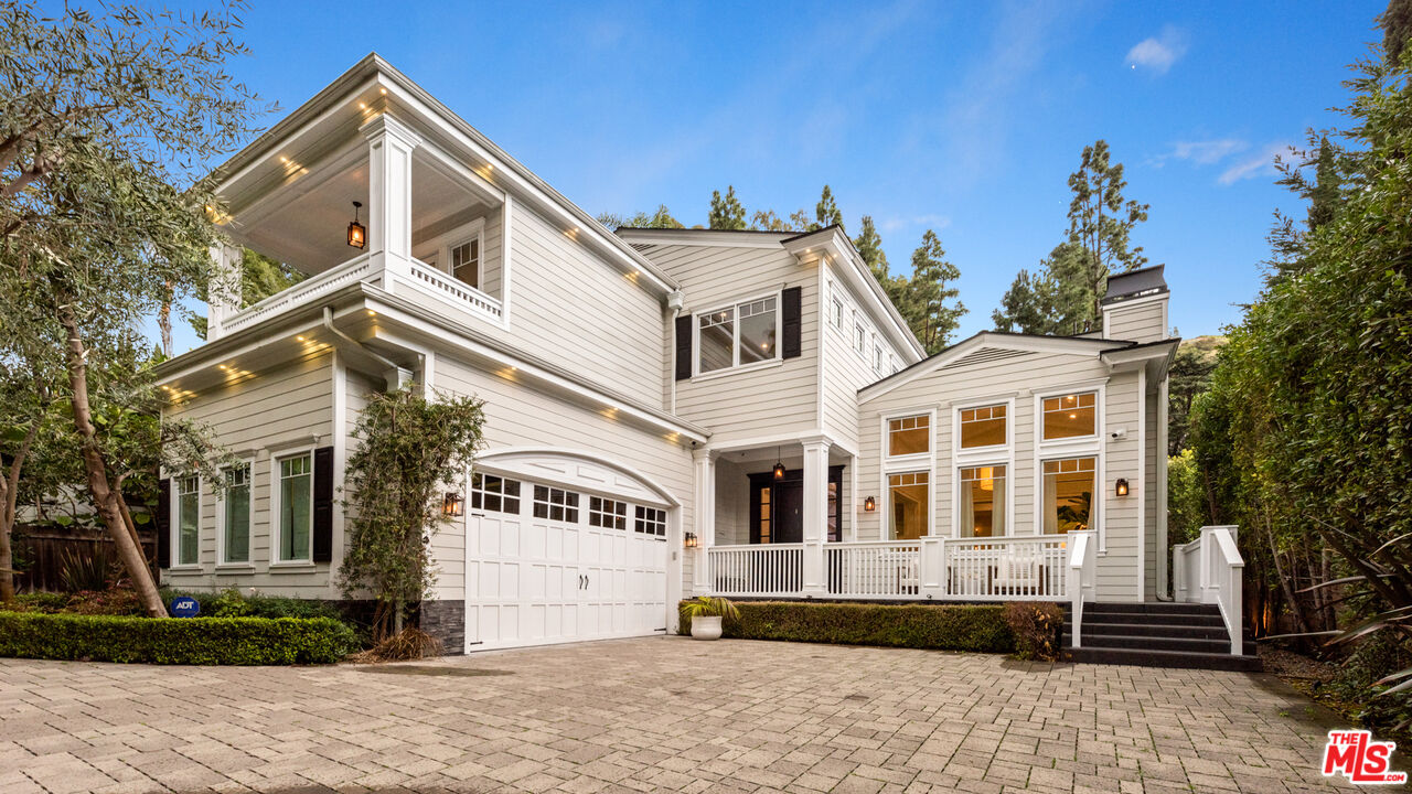 1836 Laurel Canyon Blvd