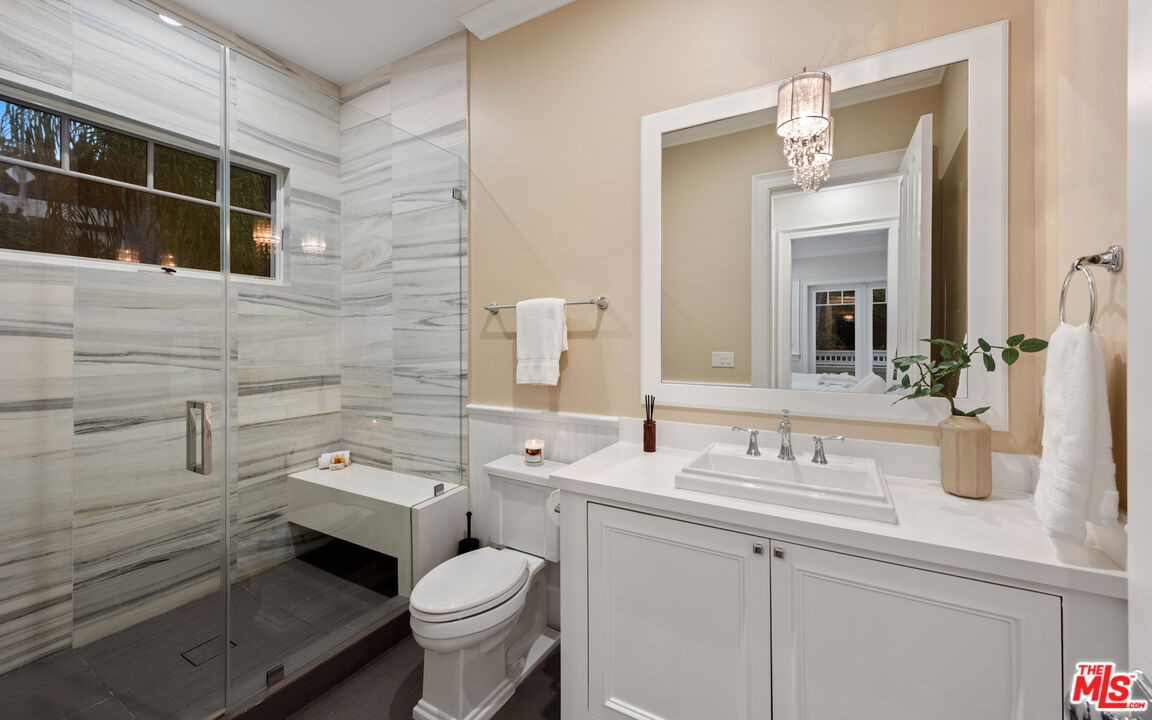 1836 Laurel Canyon Blvd