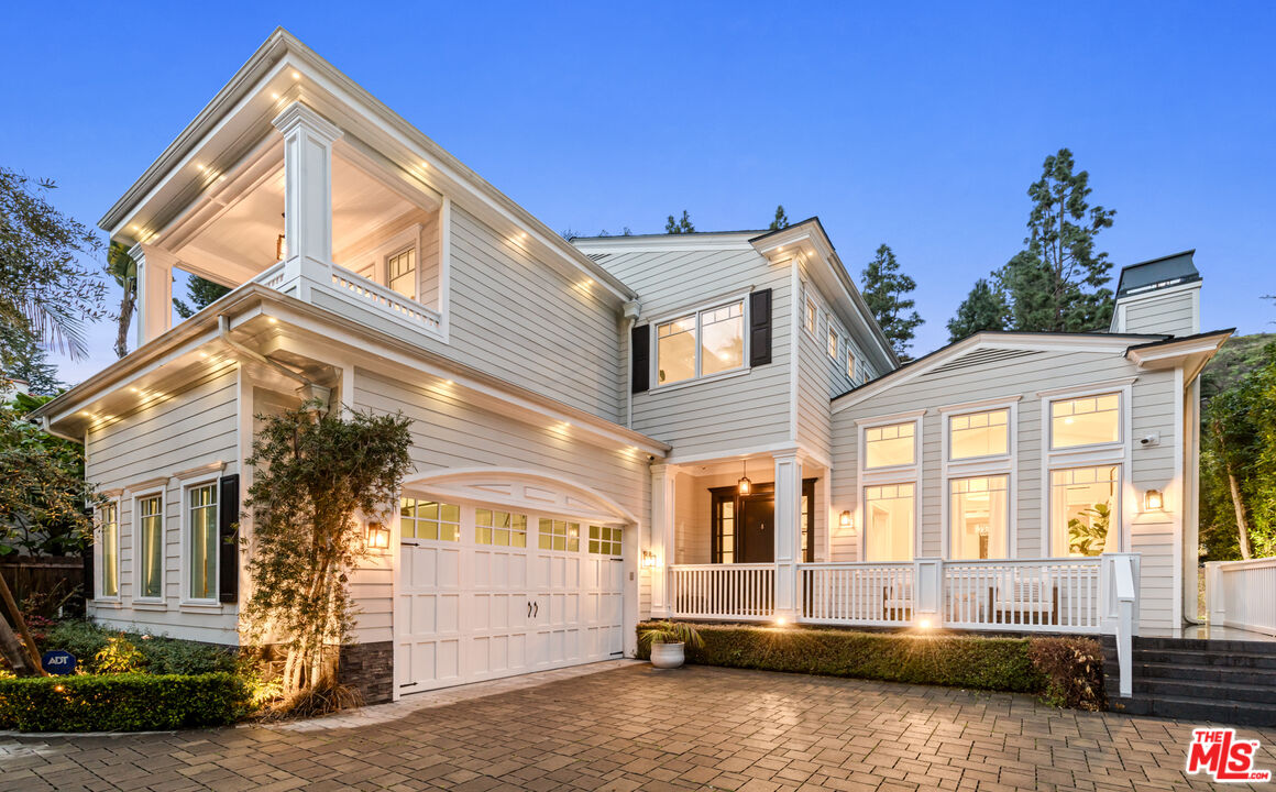 1836 Laurel Canyon Blvd