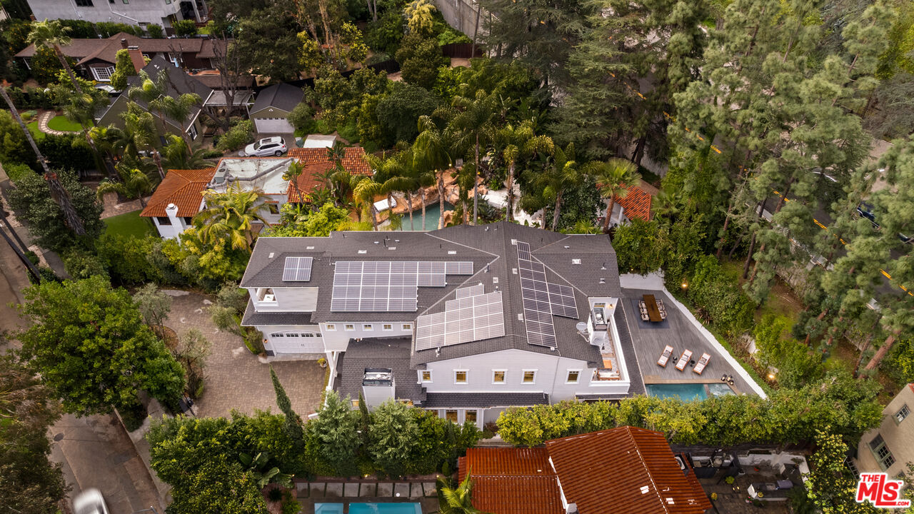 1836 Laurel Canyon Blvd