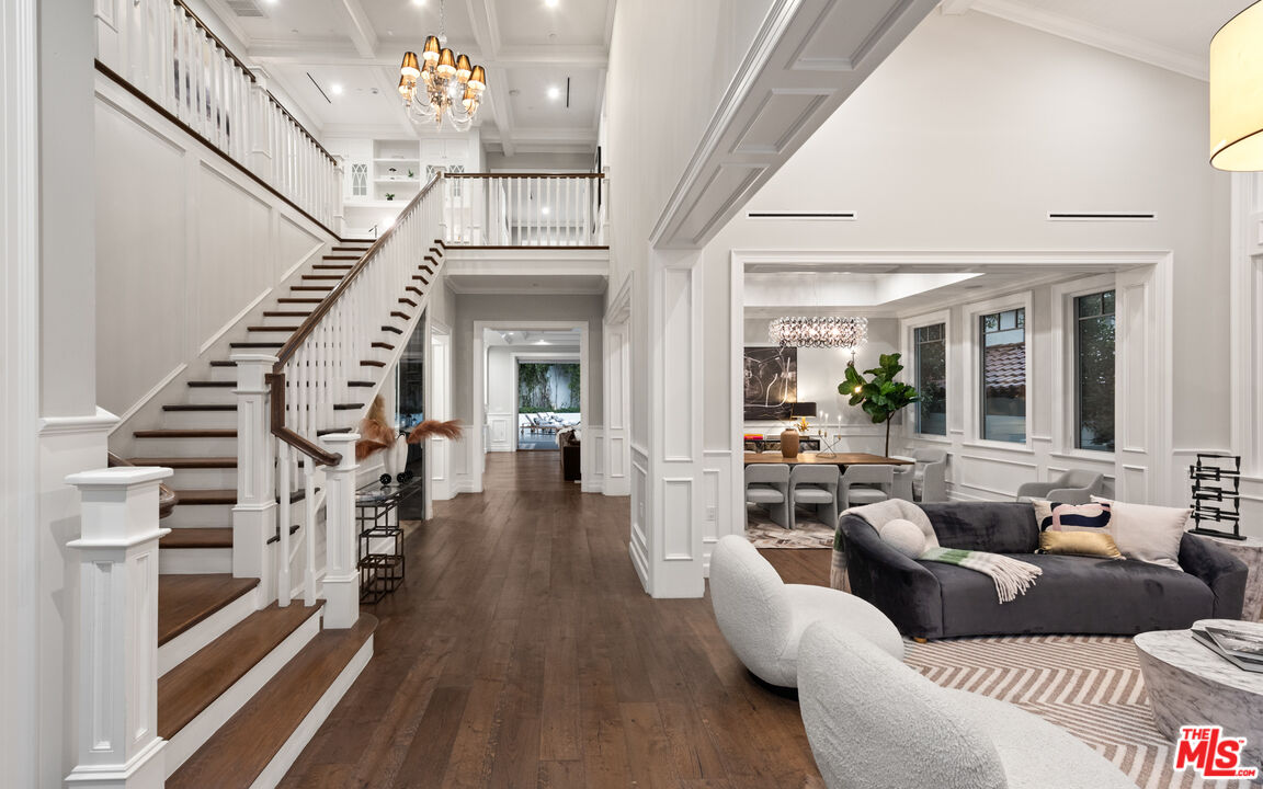 1836 Laurel Canyon Blvd