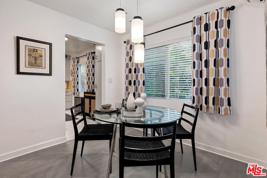 1035 N Sierra Bonita Ave