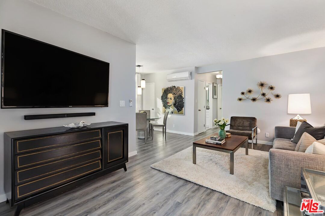 1035 N Sierra Bonita Ave