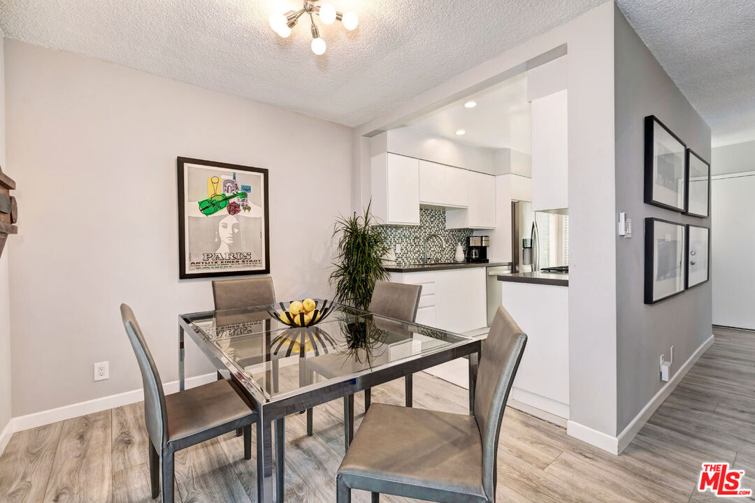 1035 N Sierra Bonita Ave