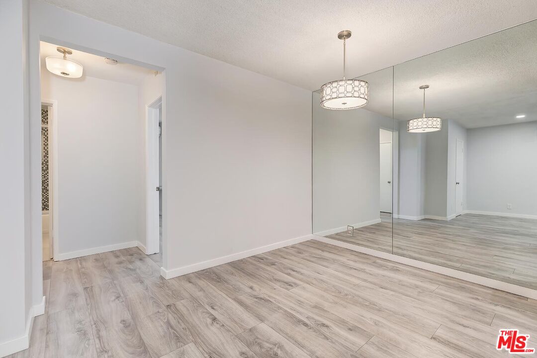 1035 N Sierra Bonita Ave