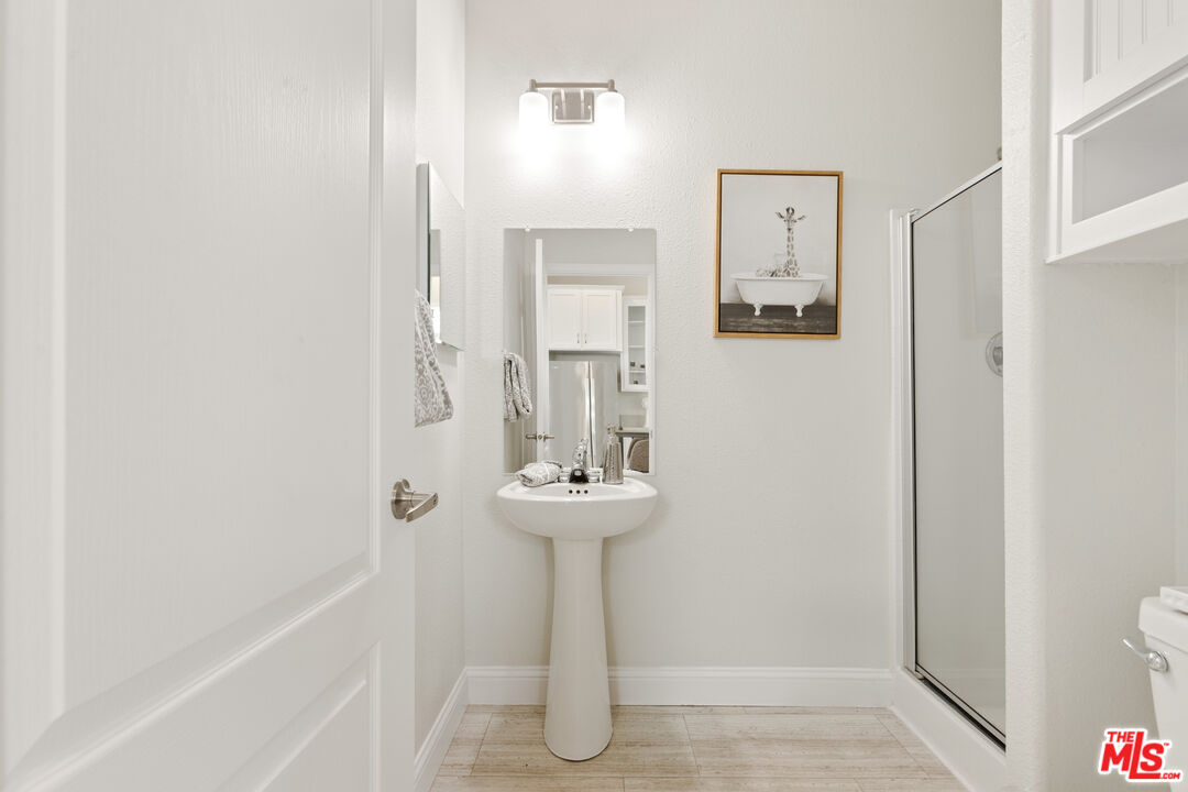 8250 Lankershim Blvd Unit: 192