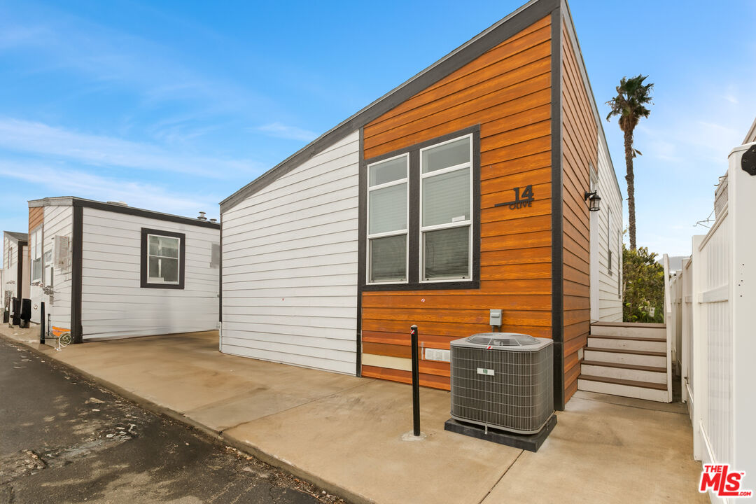 8250 Lankershim Blvd Unit: 192