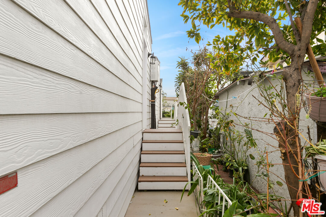 8250 Lankershim Blvd Unit: 192