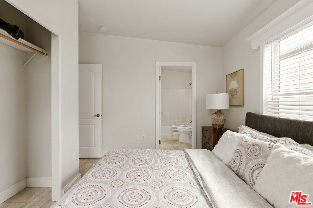 8250 Lankershim Blvd Unit: 192