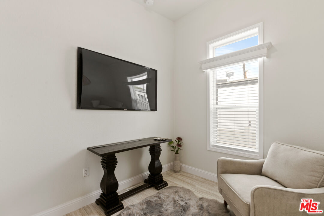 8250 Lankershim Blvd Unit: 192