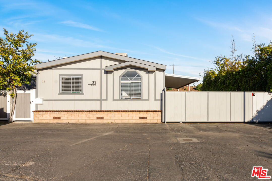 8250 Lankershim Blvd Unit: 198