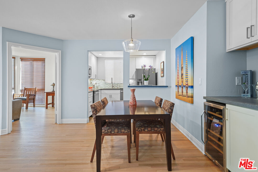 8530 Holloway Dr Unit: 215